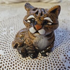 Vintage Artesania Rinconada Tabby Cat Figurine Uruguay Clay Ceramic 3" Chip Paw